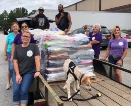 Southeast Pet Supply donation to Coco's Cupboard Inc